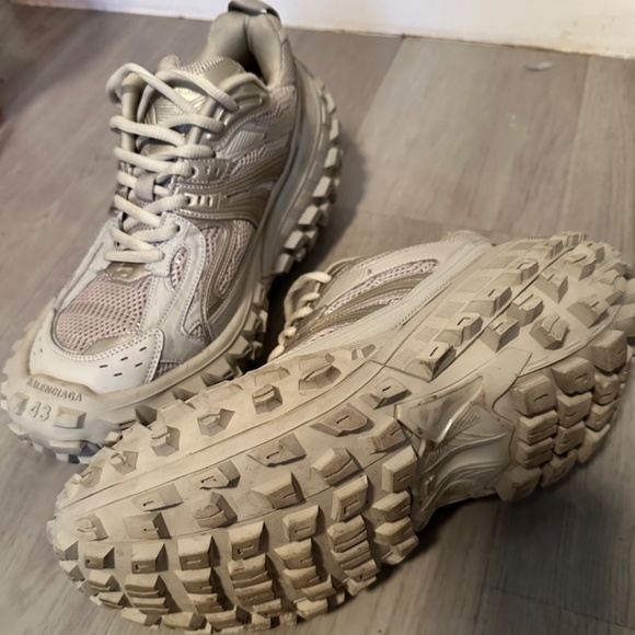 BALENCIAGA SHOES - Picture 6 of 6